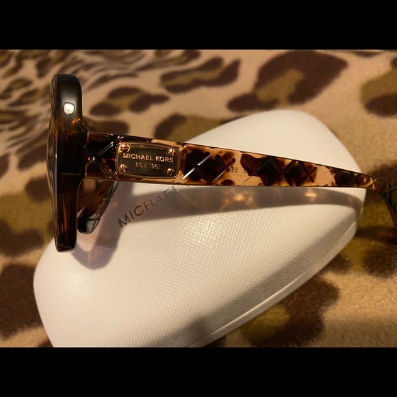 Michael Kors sunglasses - Picture 2 of 7